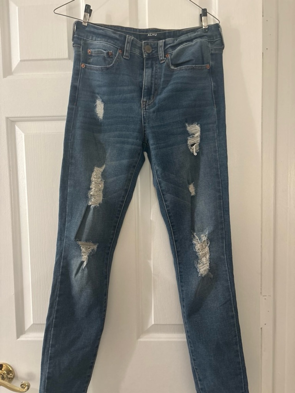 Aeropostale Women’s Distressed Dark Blue Jeggings